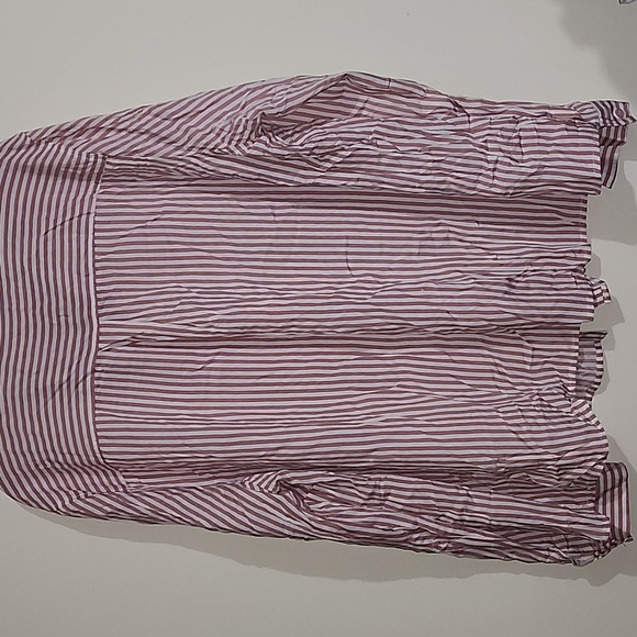 Women's Button Down Blouse - Picture 5 of 5